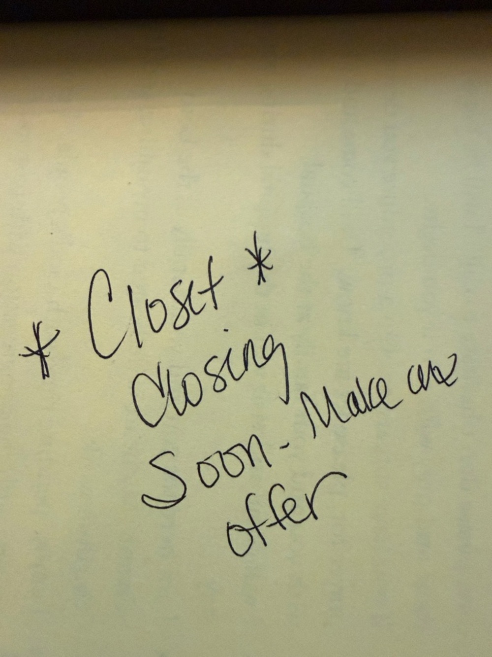 Closet notice
